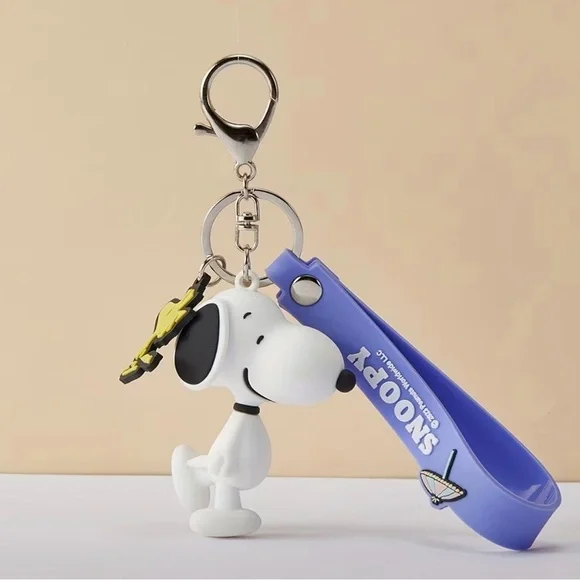 Snoopy Keychain with Purple Strap, NEW - Picture 1 of 7